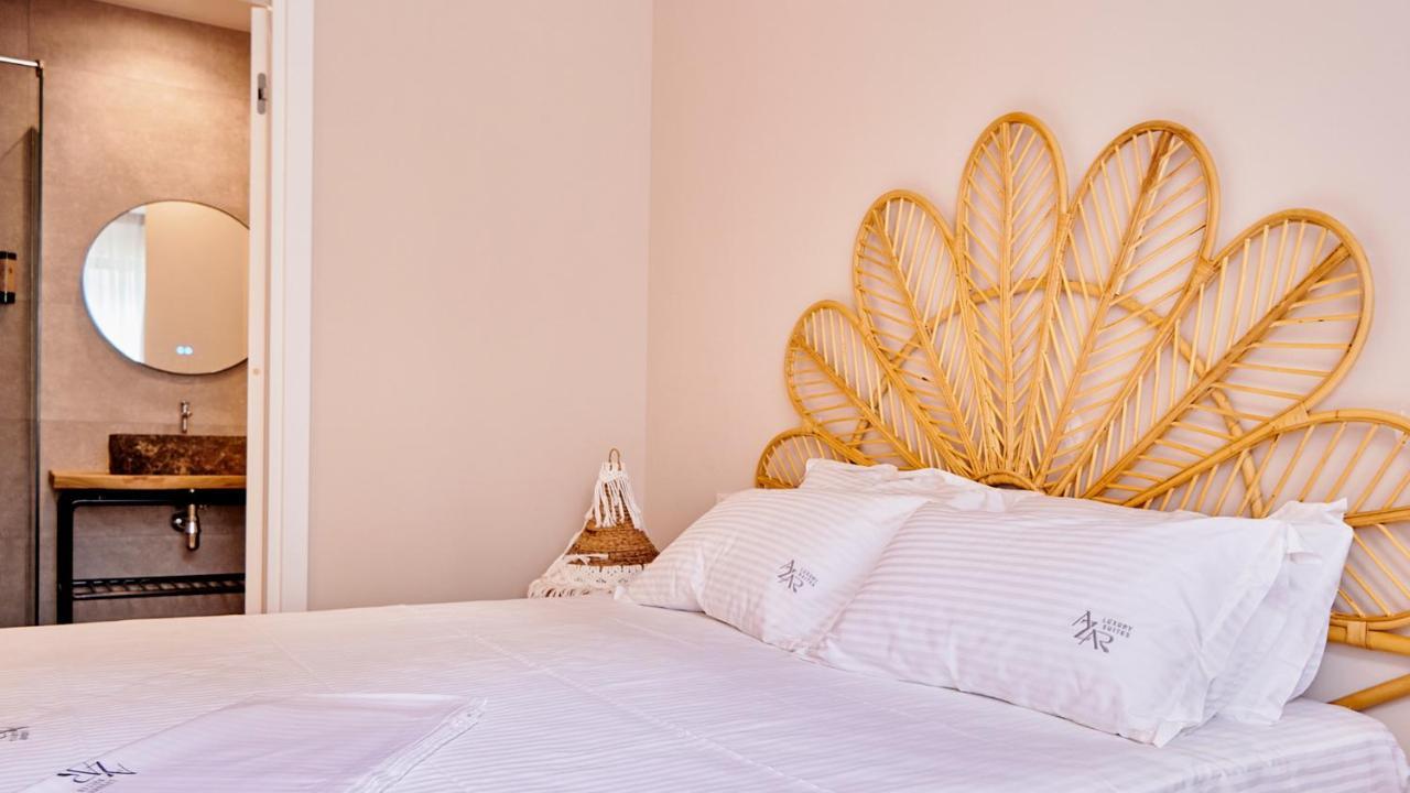 Azar Luxury Suites Vlorë Exteriör bild