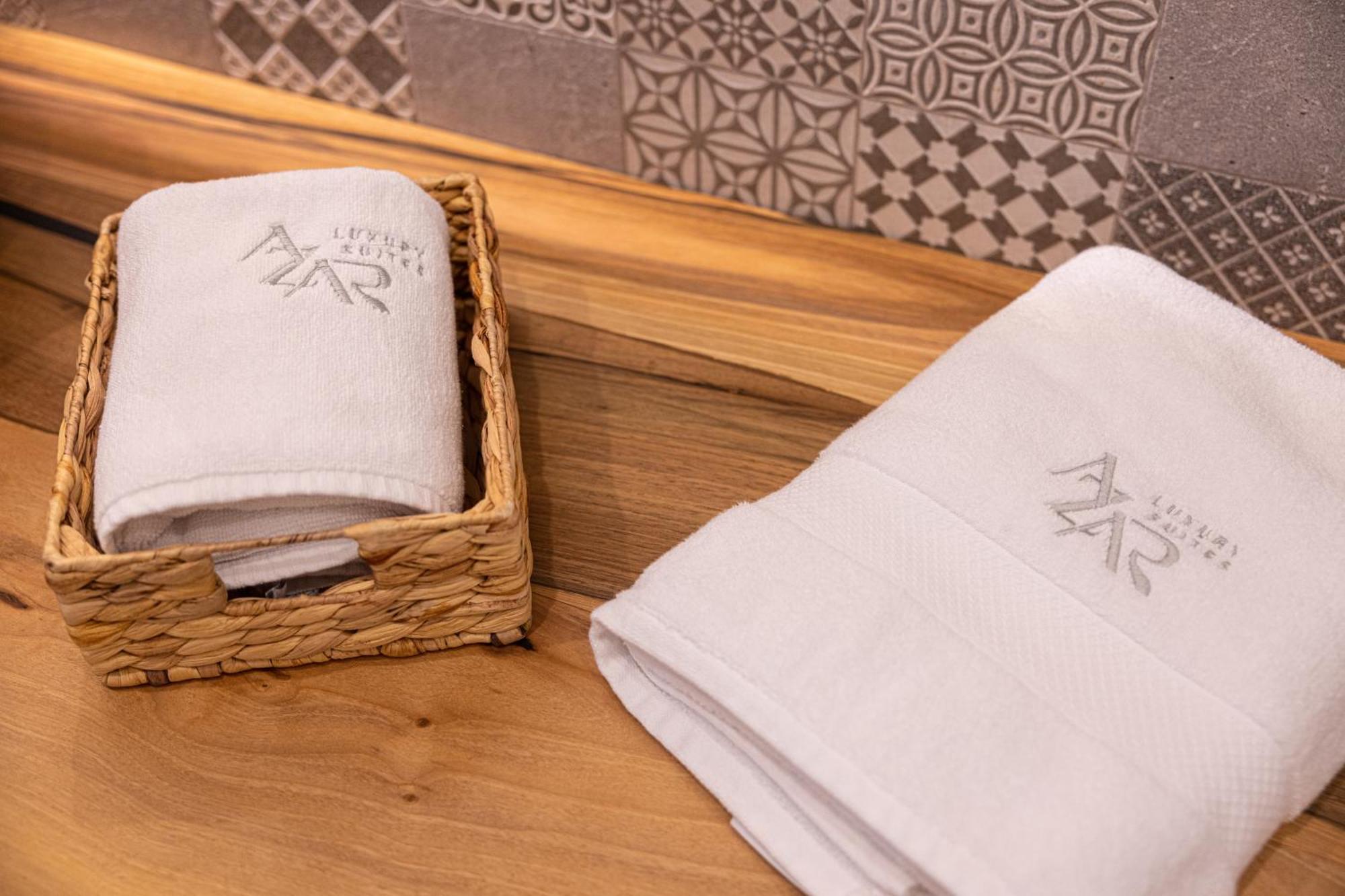 Azar Luxury Suites Vlorë Exteriör bild