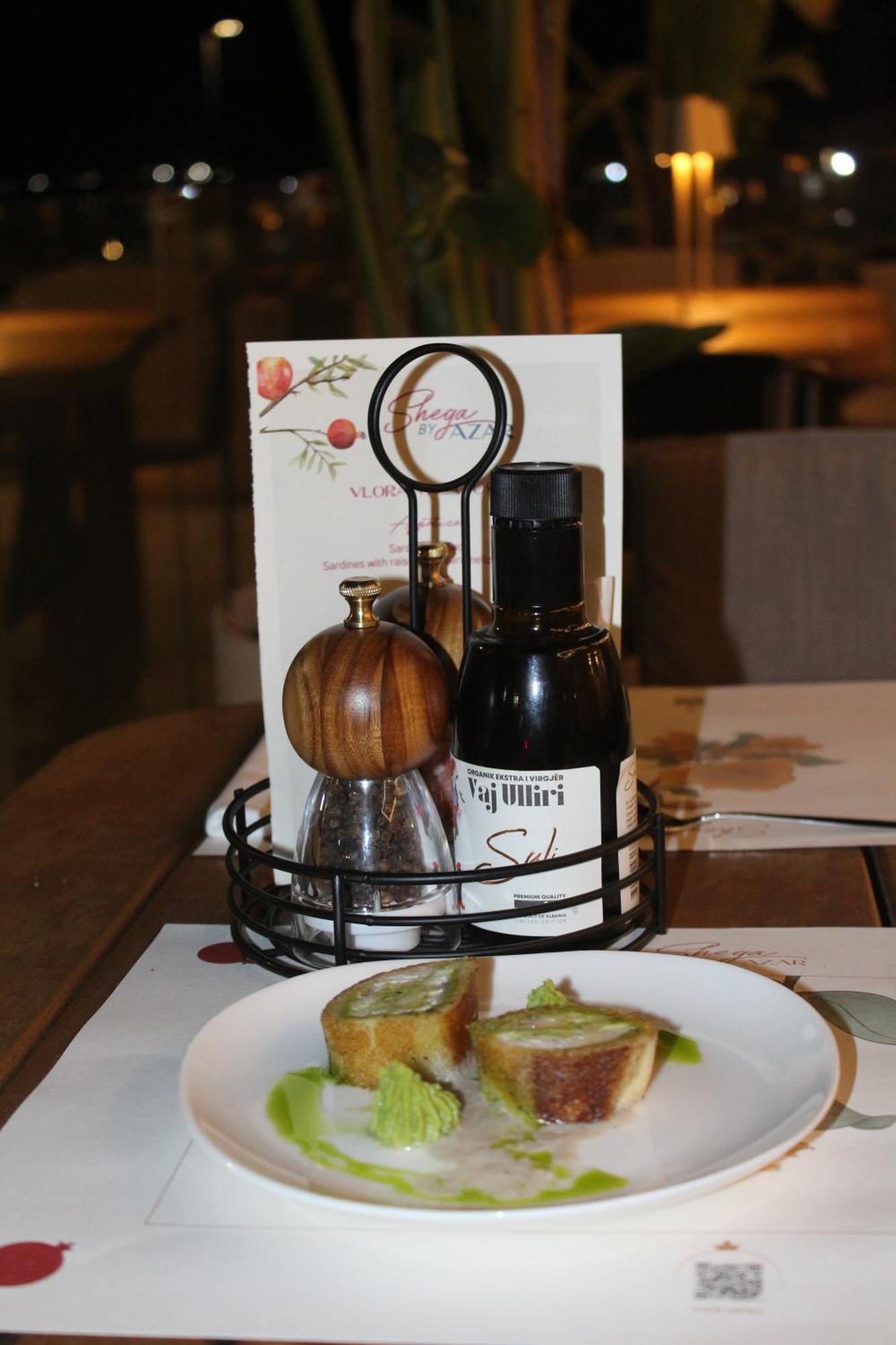 Azar Luxury Suites Vlorë Exteriör bild